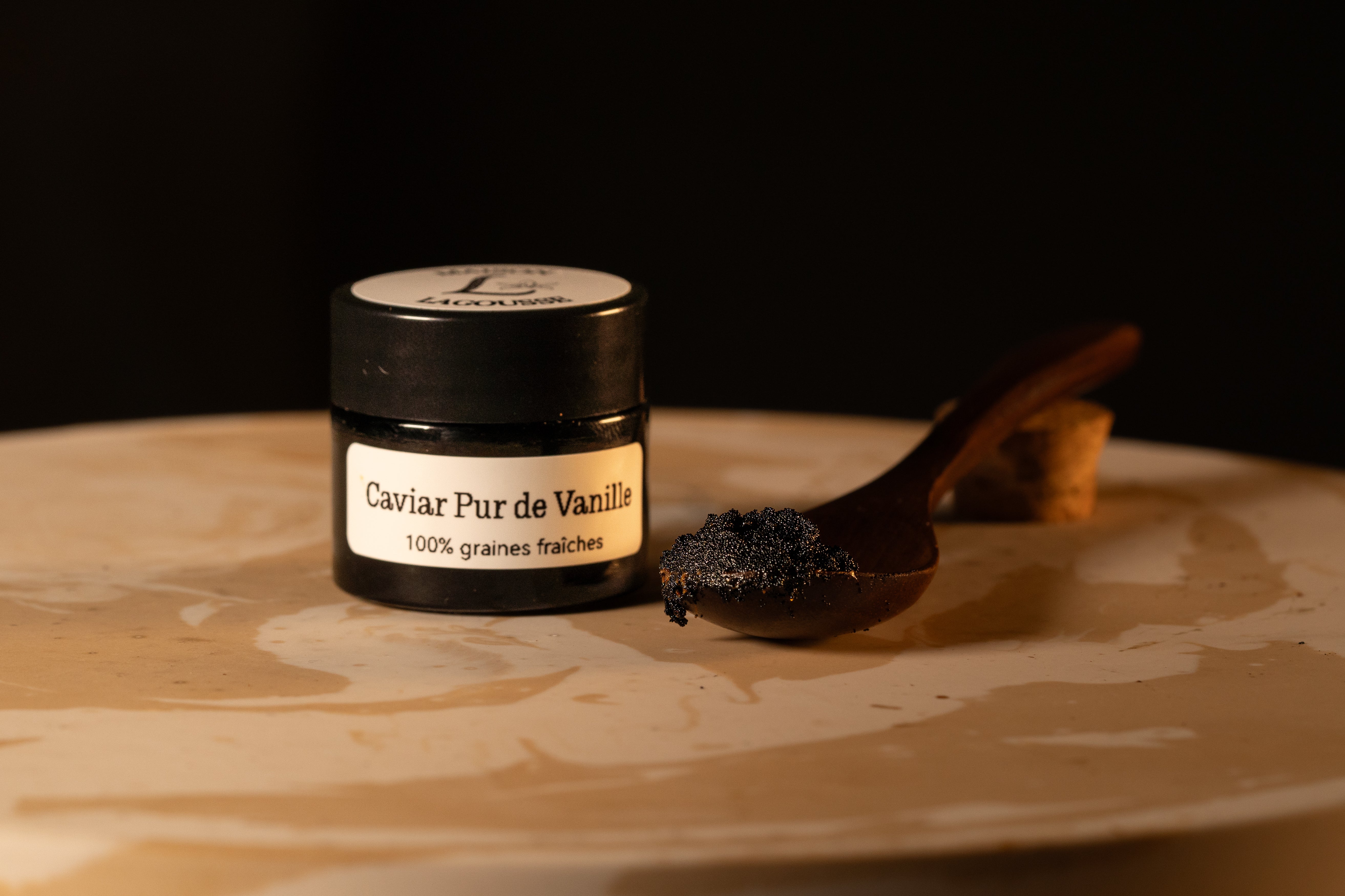 Caviar de vanille Bourbon de Madagascar en pot et cuillère en bois – 100% graines fraîches