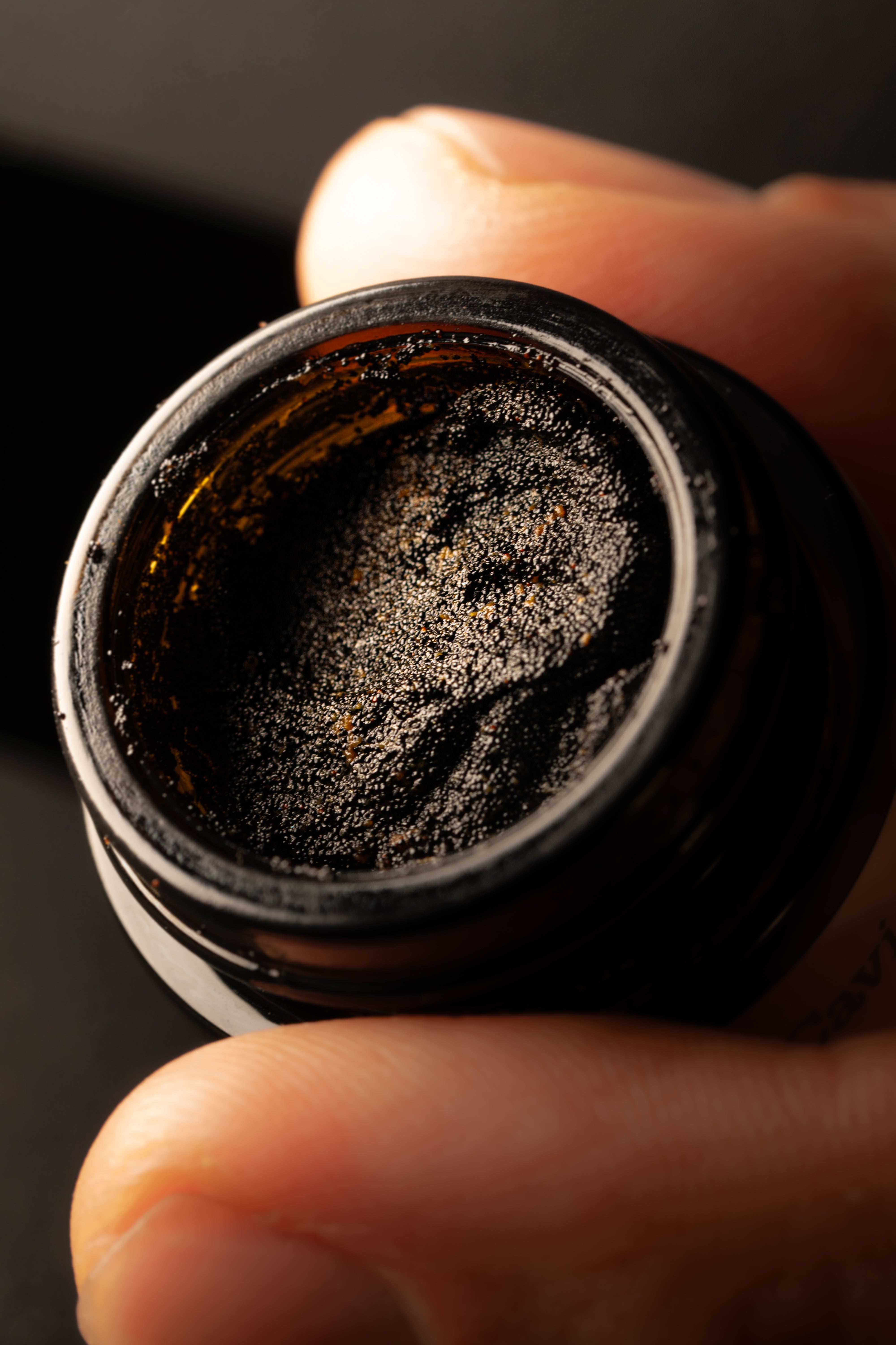 Pâte de vanille Bourbon de Madagascar dans un pot en verre, produit gourmet Maison Lagousse